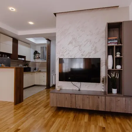 Cherry Lux Appartamento Arandjelovac