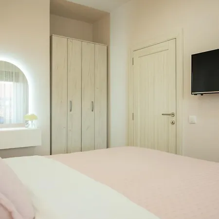 Cherry Lux Appartamento Arandjelovac