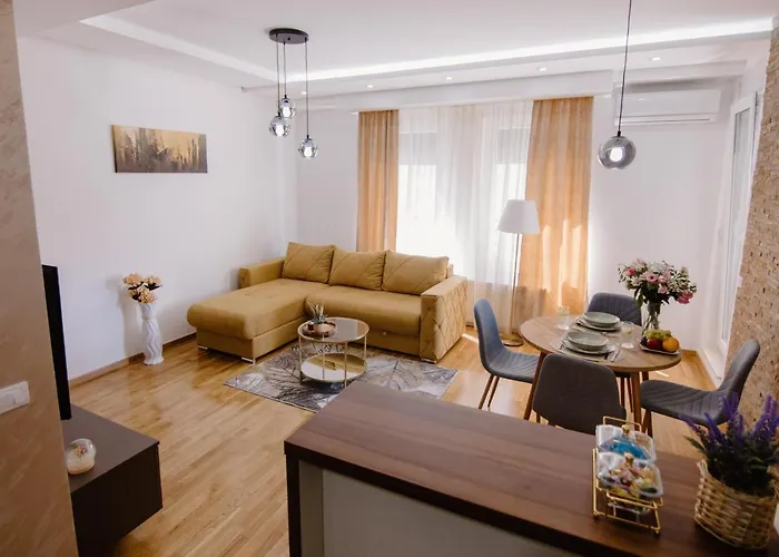 Cherry Lux Apartmán