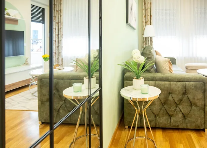 Cherry Lux Apartmán *