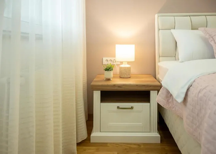 Cherry Lux Apartmán Aranđelovac